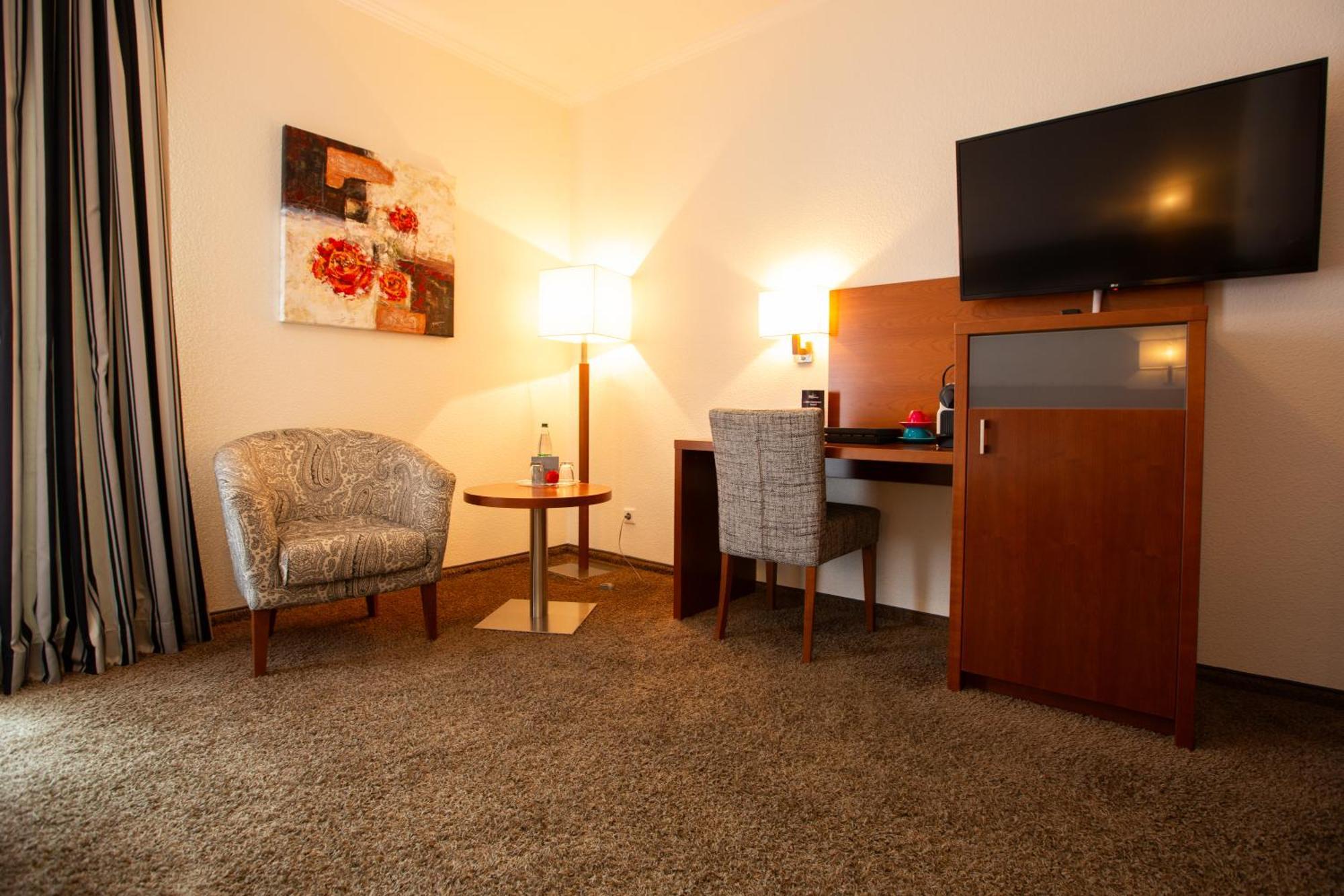 Ringhotel Appelbaum ギュータースロー エクステリア 写真