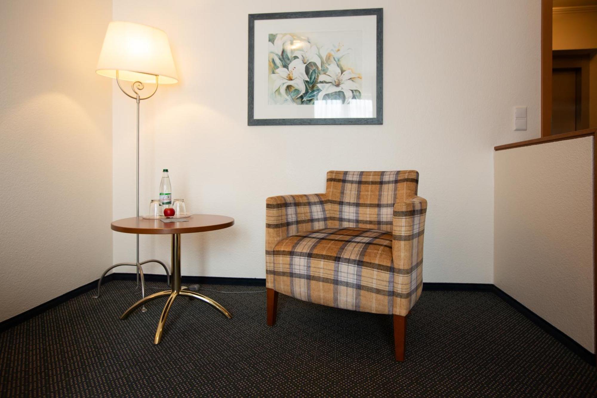 Ringhotel Appelbaum ギュータースロー エクステリア 写真